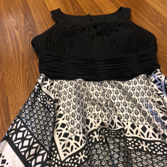 Melrose Formal Dress - Picture 2 of 5